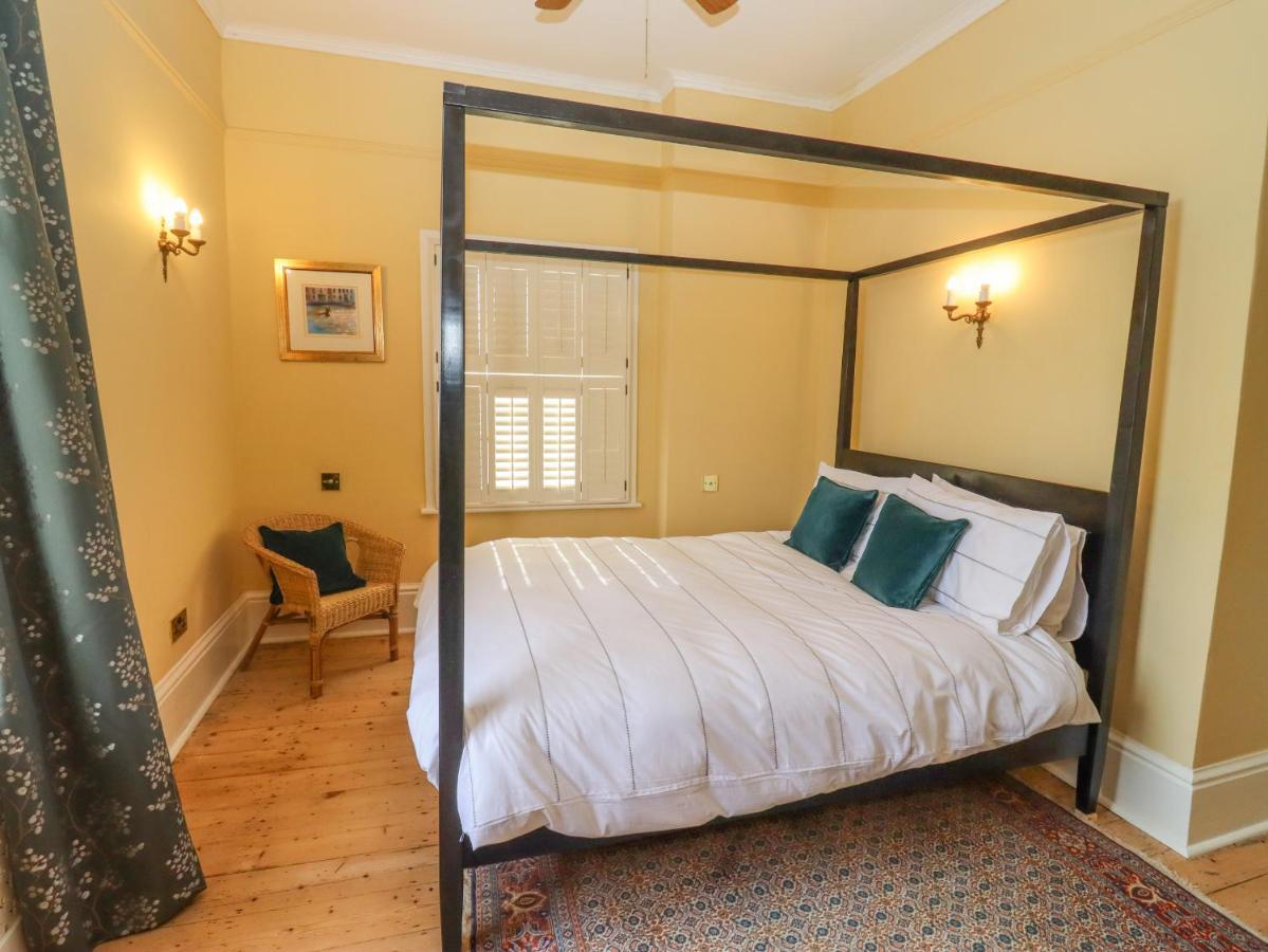 The Manse Studio Villa Malvern Wells Bagian luar foto